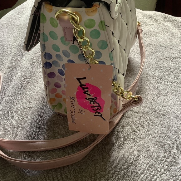 💜💜💜 Luv Betsey by Betsey Johnson Quilted Crossbody Bag. NWT - Picture 9 of 15
